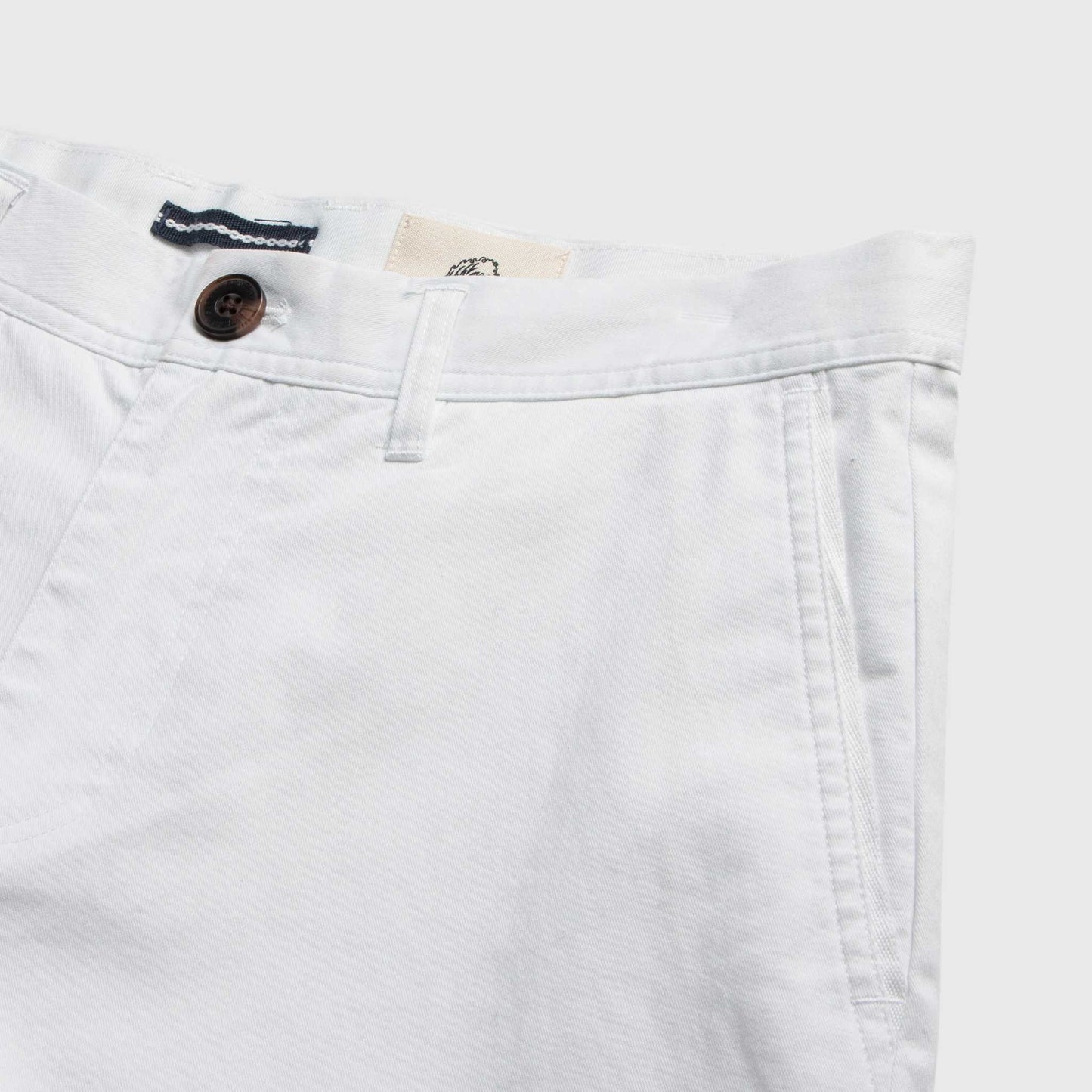 Andrew 7.5" Stretch Twill Short - Brilliant White