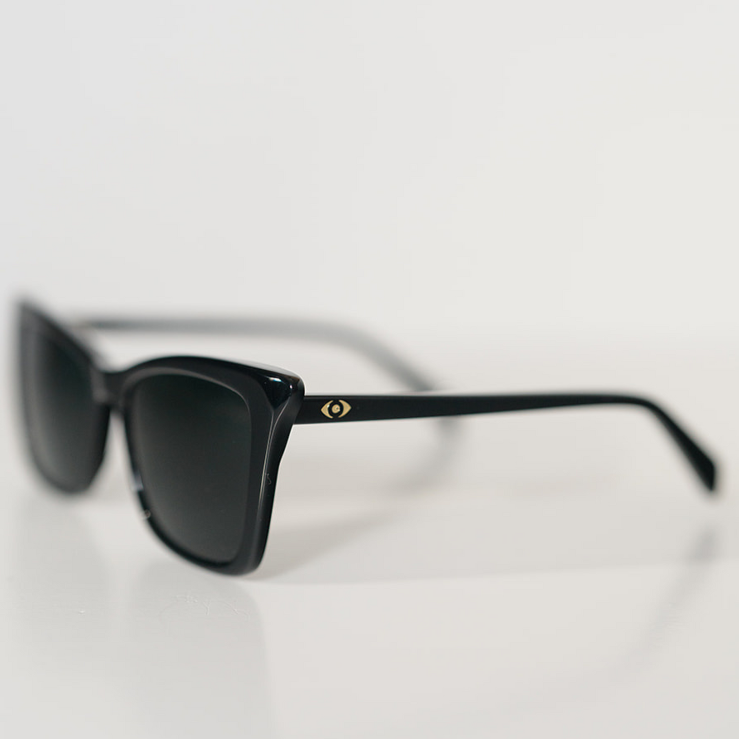 TONI: MIDNIGHT BLACK Blue Eye Sunglasses