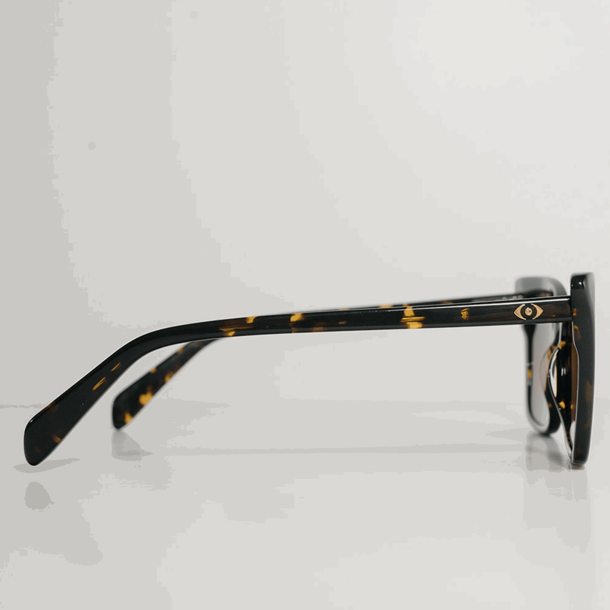TONI: TORTOISE Blue Eye Sunglasses