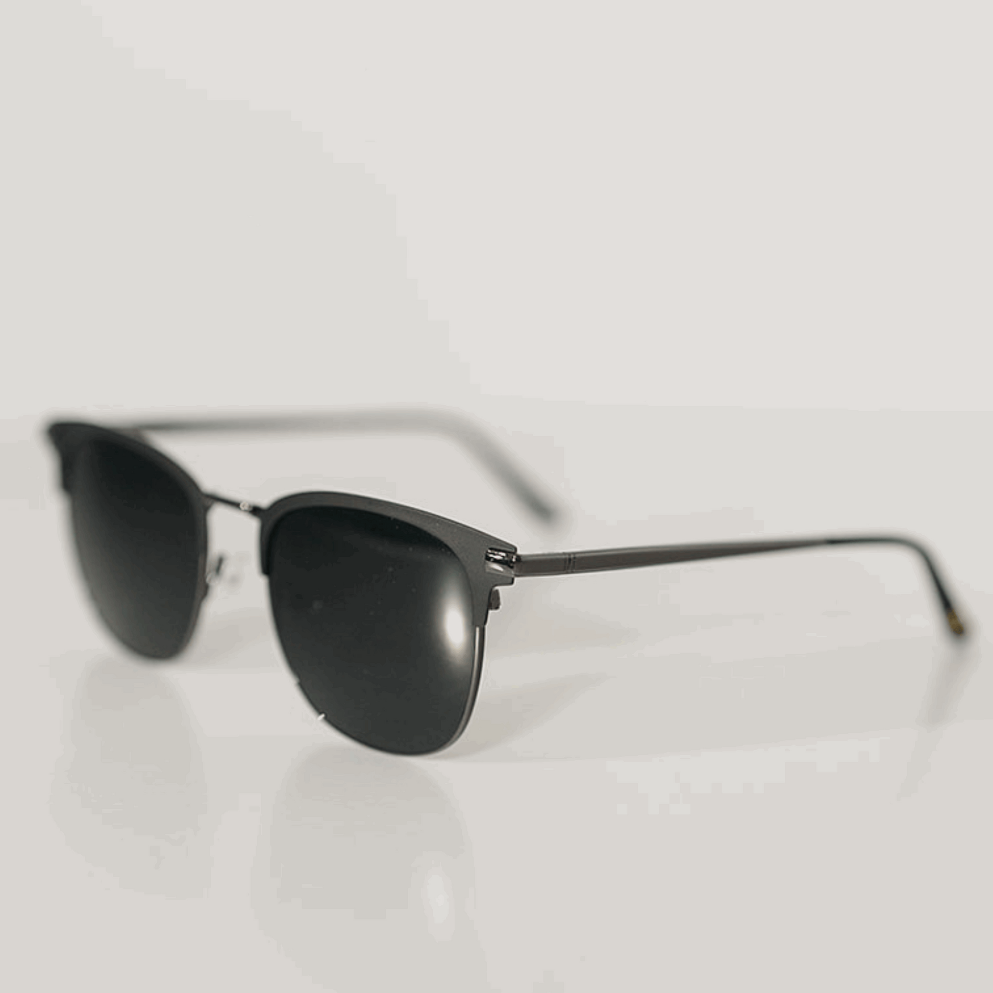 GRADY: MATTE BLACK Blue Eye Sunglasses