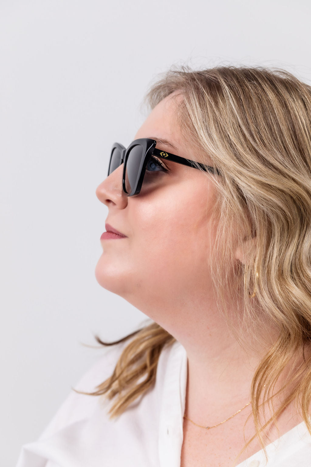 TONI: MIDNIGHT BLACK Blue Eye Sunglasses